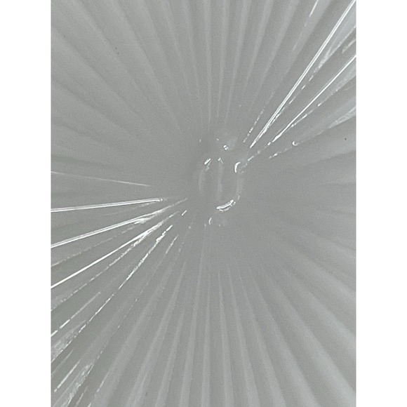 Vintage Grape Milk Glass, Imperial Glass-Ohio Corp. 1950-1980 - Picture 4 of 7